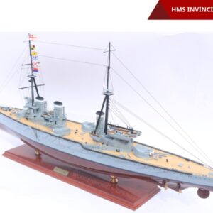 HMS Invincible (1907)-08