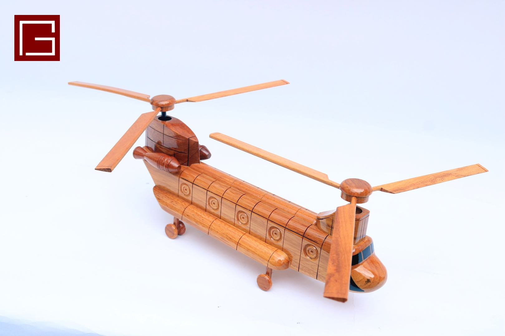 CH 47 Chinook Wooden Helicopter Model (1)