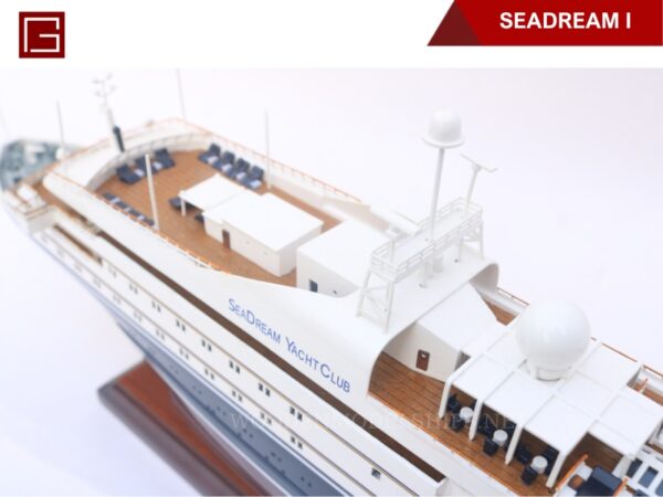 SEADREAM I-06