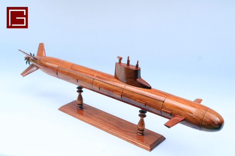 USSR SOVIET RUSSIAN AKULA CLASS NUCLEAR SUBMARINE SUB - Gia nhiên