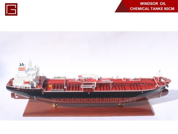 WINDSOR Oil-Chemical Tanke 80cm-02