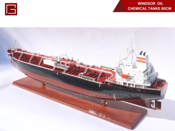 WINDSOR Oil-Chemical Tanke 80cm-19