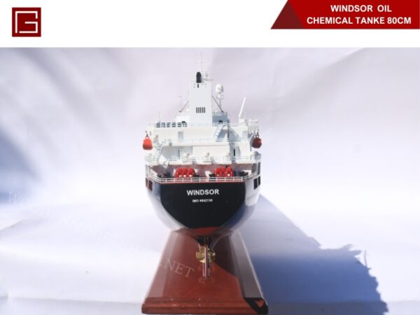 WINDSOR Oil-Chemical Tanke 80cm-23