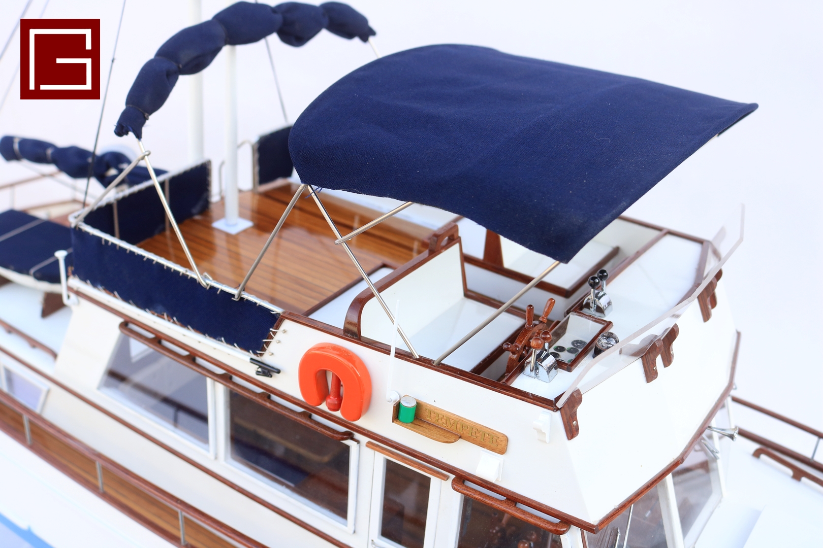 GRAND BANKS - TEMPETE (2)