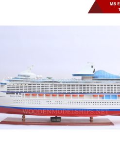 MS EXPLORER OF THE SEAS-01