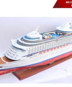 MS EXPLORER OF THE SEAS-03