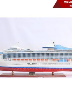 MS MARINER OF THE SEAS-01