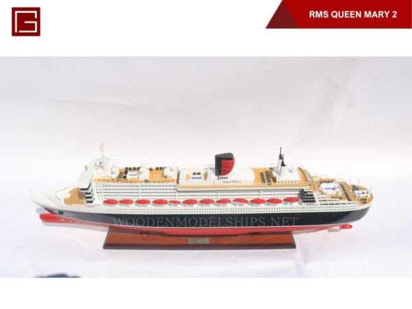 RMS Queen Mary 2-02