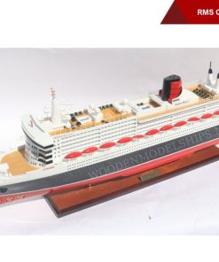 RMS Queen Mary 2-03