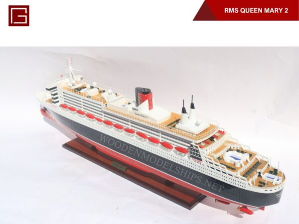 RMS Queen Mary 2-07