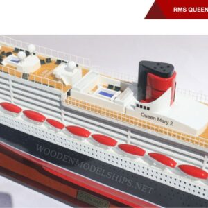 RMS Queen Mary 2-10