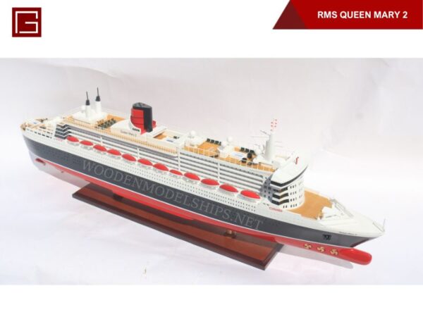 RMS Queen Mary 2-16