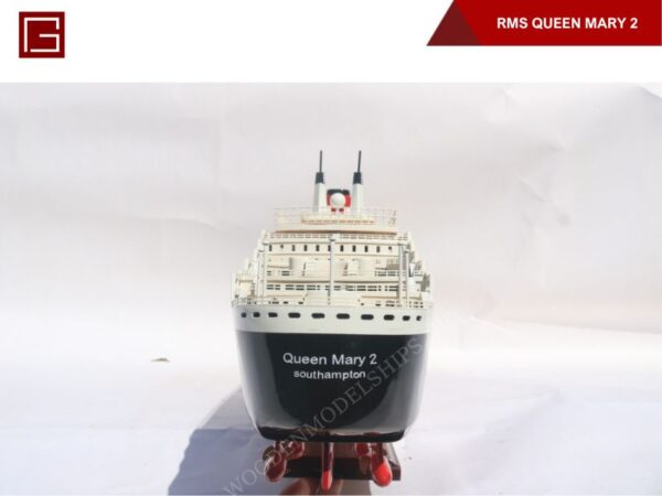 RMS Queen Mary 2-21