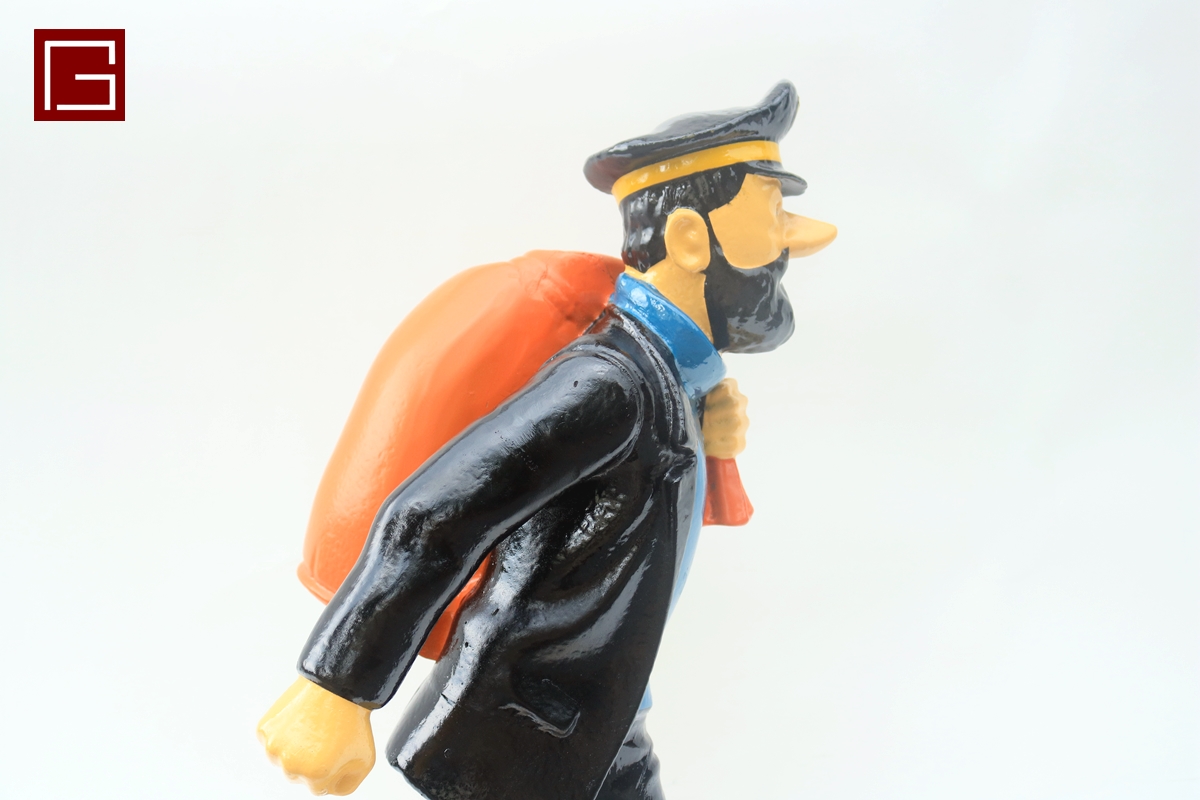 Tintin-Statuette Moulinsart 45935-Haddock sac baluchon-Les 7 boules de Cristal (2)