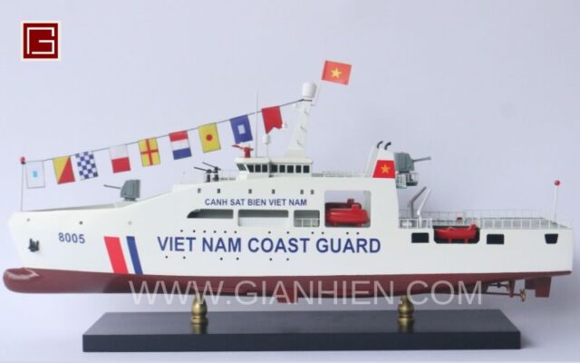 tau-canh-sat-bien-viet-nam-bao-ve-chu-quyen-bien-dao