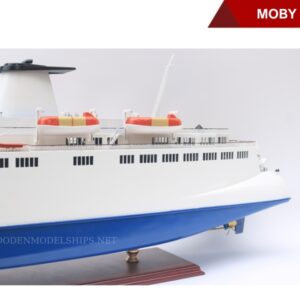 MOBY KISS-10