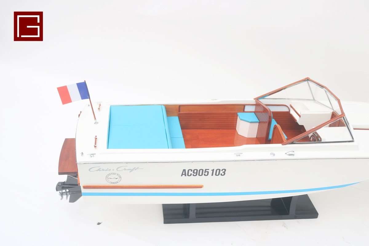 Chris Craft Lancer 23 - Foxy Lady (3)