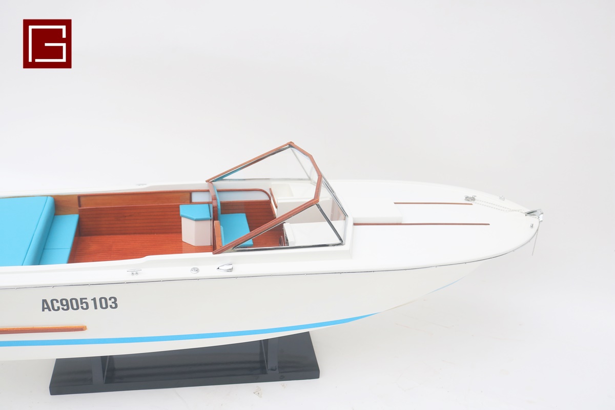 Chris Craft Lancer 23 - Foxy Lady (5)