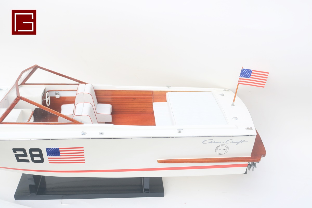 Chris Craft Lancer 28 - MISS AMERICA (2)