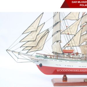 DAR MLODZIEZY 1982 POLAND-03