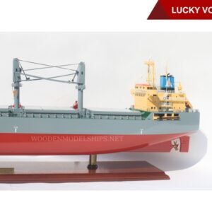 LUCKY VOYAGER-07