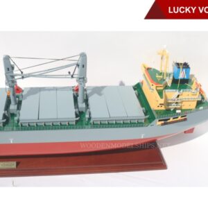 LUCKY VOYAGER-08