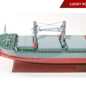 LUCKY VOYAGER-12