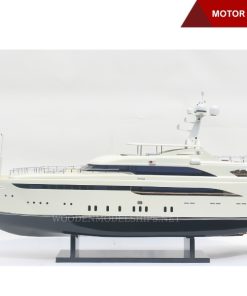 Motor Yacht Vertigo-01