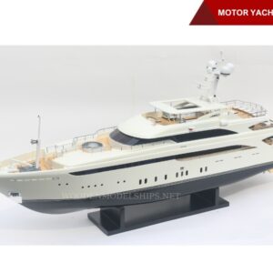 Motor Yacht Vertigo-04