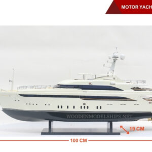 Motor Yacht Vertigo-16