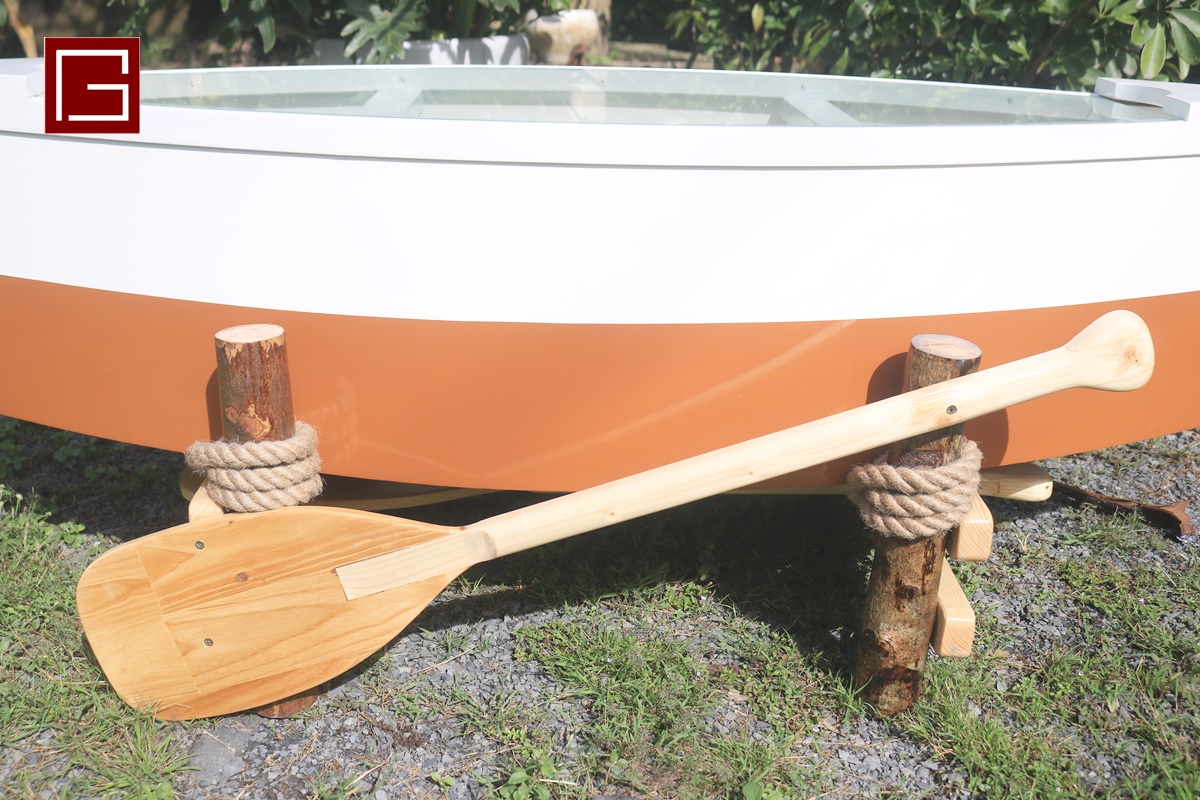 BOAT TABLE (WHITE BROWN) (3)