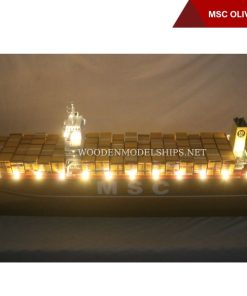 MSC OLIVER WITH LIGHT-06