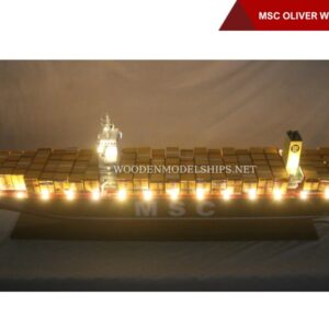 MSC OLIVER WITH LIGHT-06