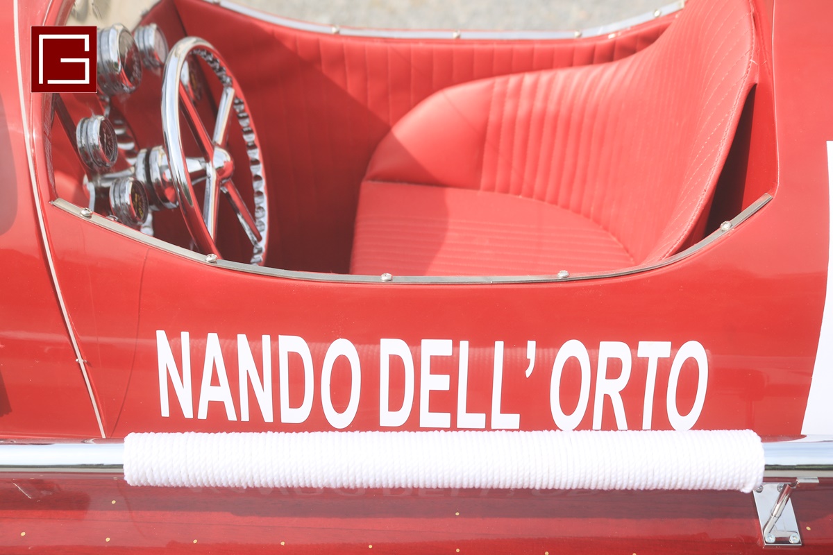 Ferrari Hydroplane, 1954 XXXL size (hull 316cm) (3)