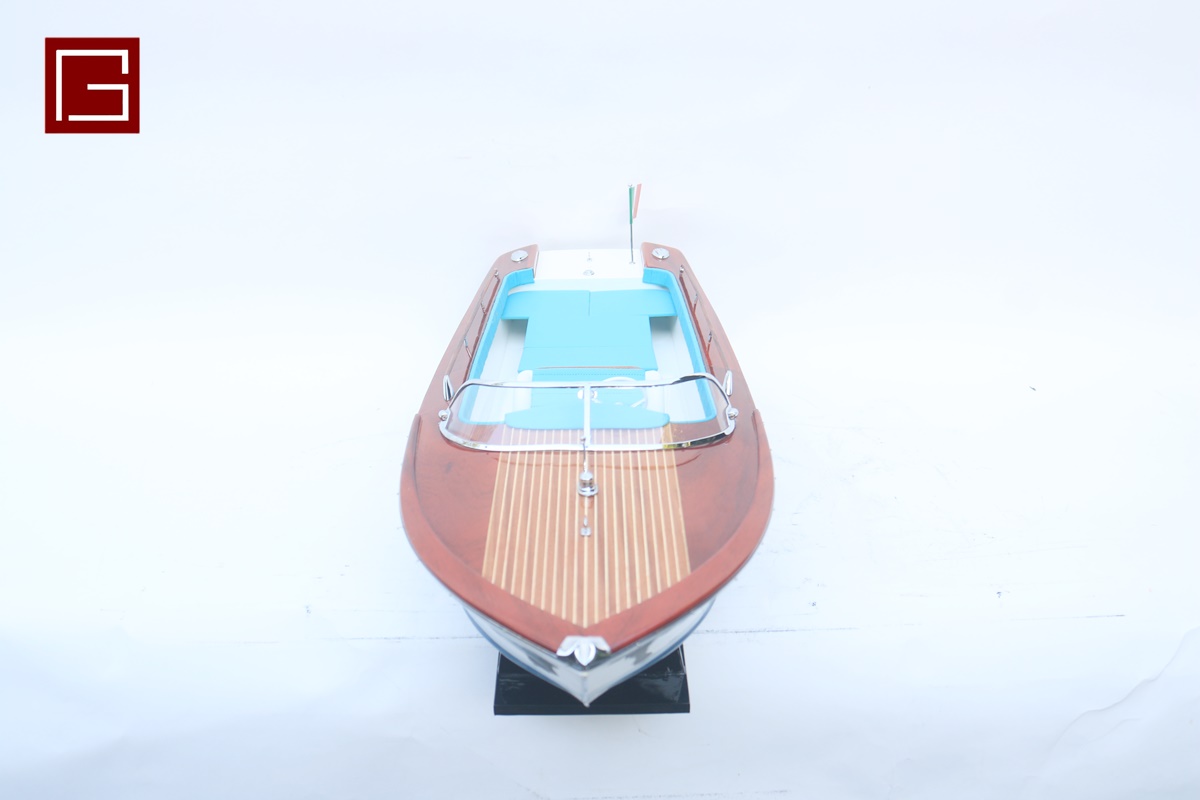 RIVA JUNIOR (1967 - 1972) (3)