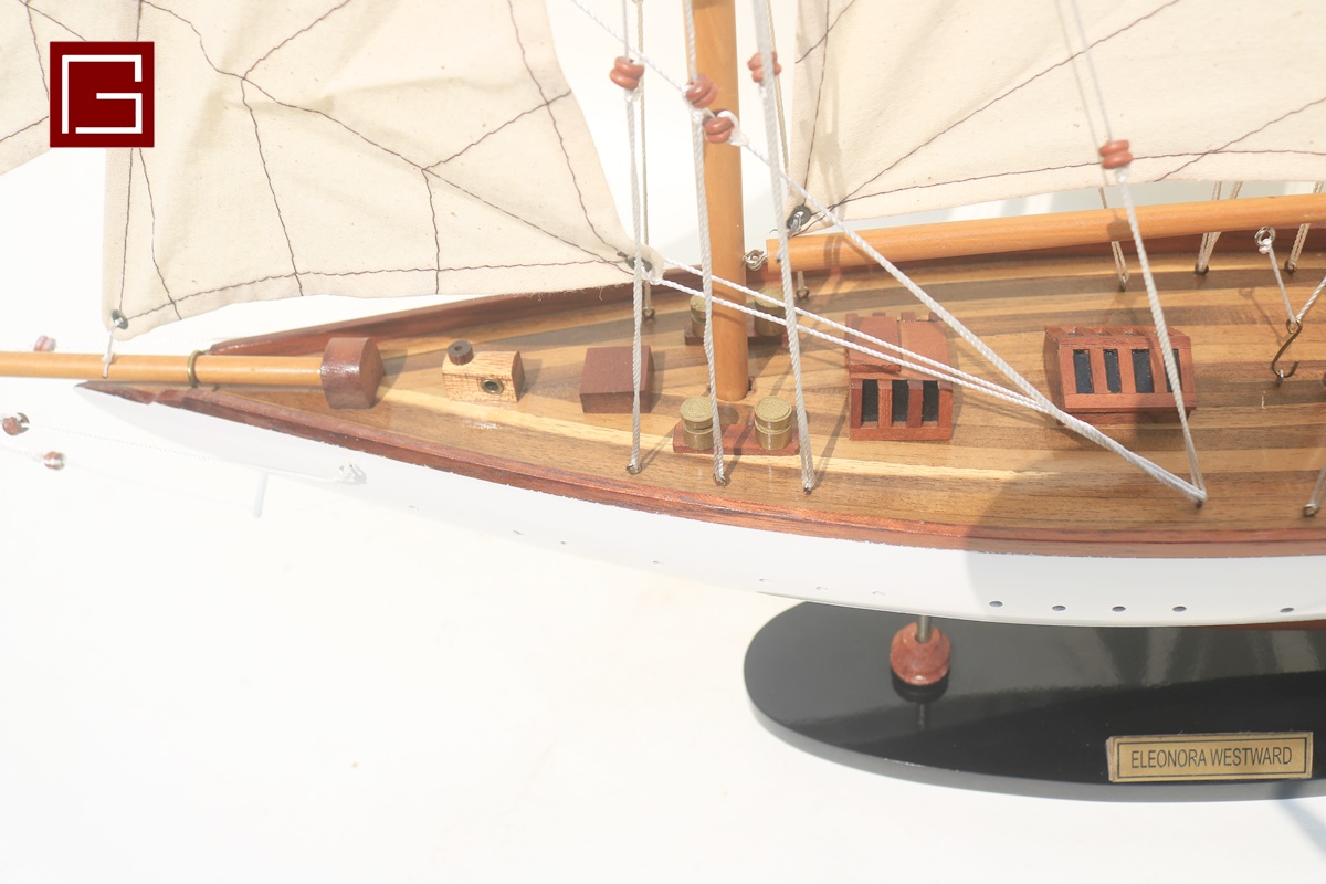 ELEONORA WESTWARD PAINTED (2)