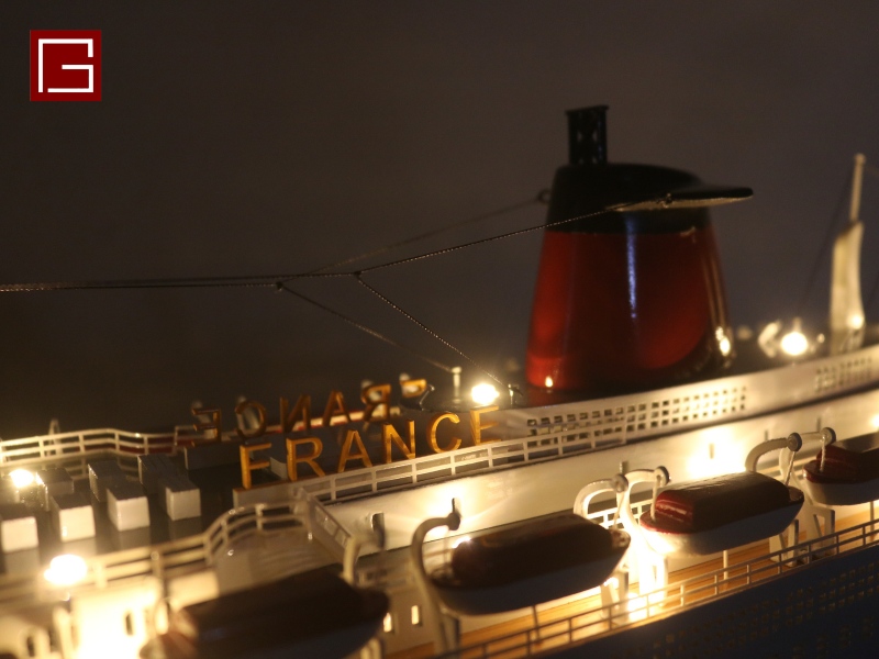 SS FRANCE SPECIAL EDITION WITH LIGHTS-17