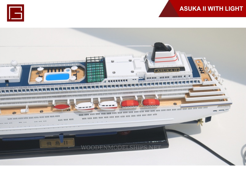 ASUKA II WITH LIGHT-05