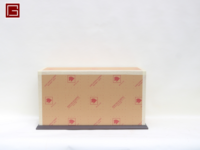 DISPLAY CASE FOR TC DOLPHIN OFFSHORE TUG VESSEL-09