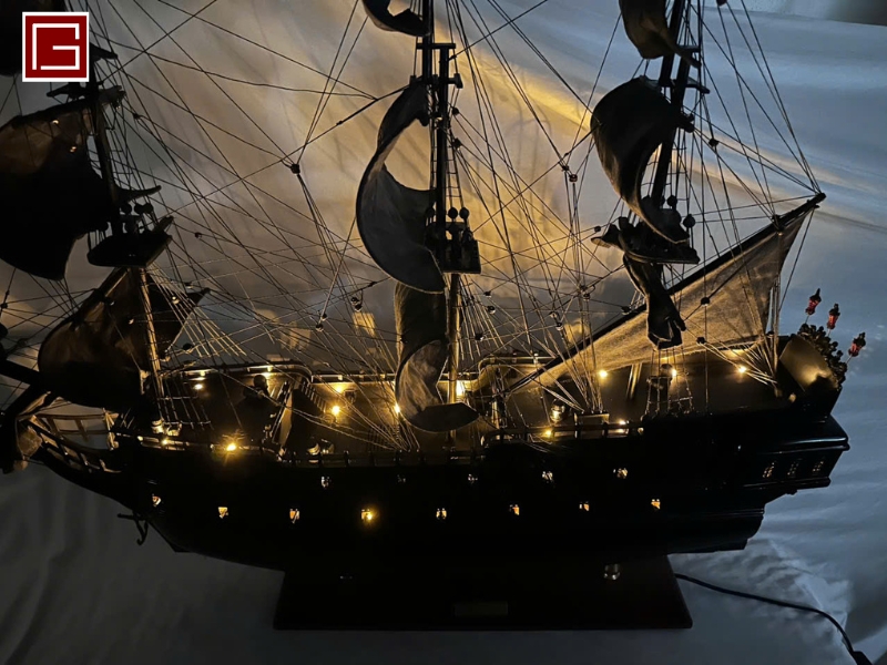 PIRATE SHIP CARRIBEAN WITH LIGHTS-11