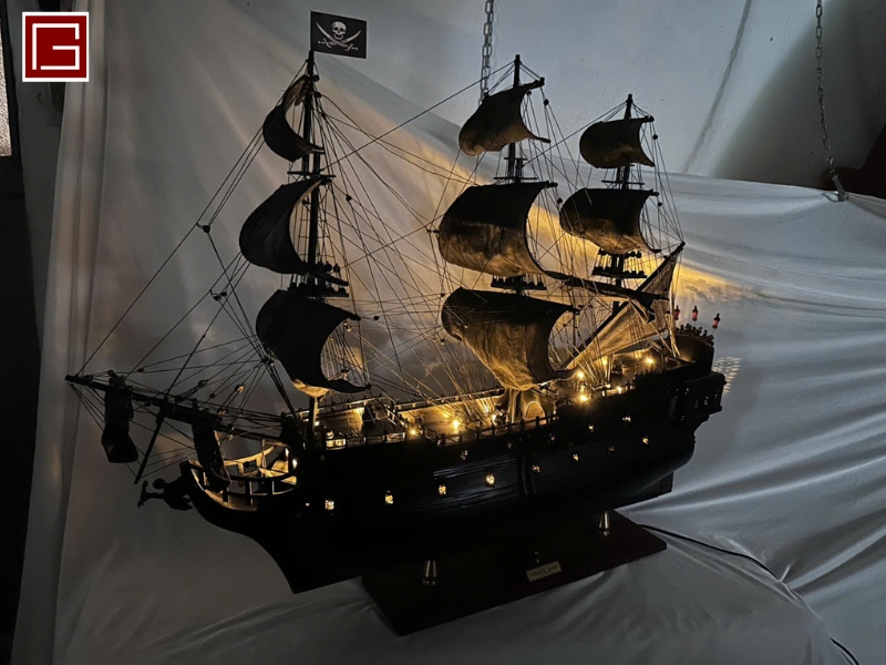 PIRATE SHIP CARRIBEAN WITH LIGHTS-12