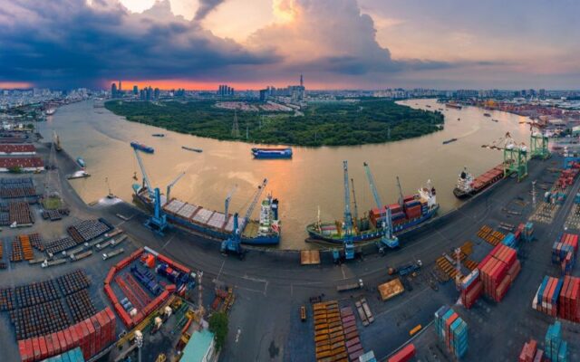 cac-loai-hinh-dich-vu-cang-bien-nam-2026