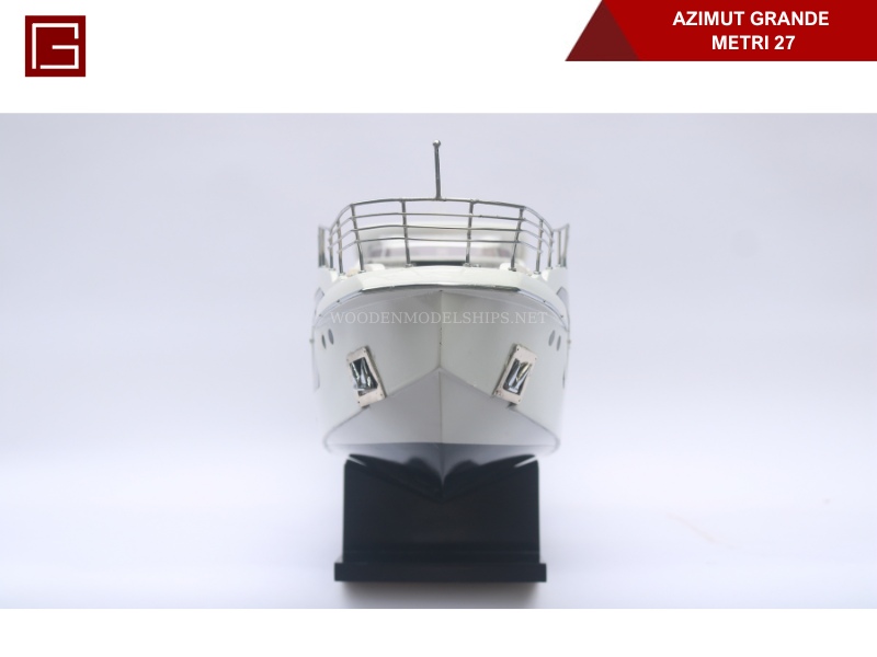 Azimut Grande Metri 27-07