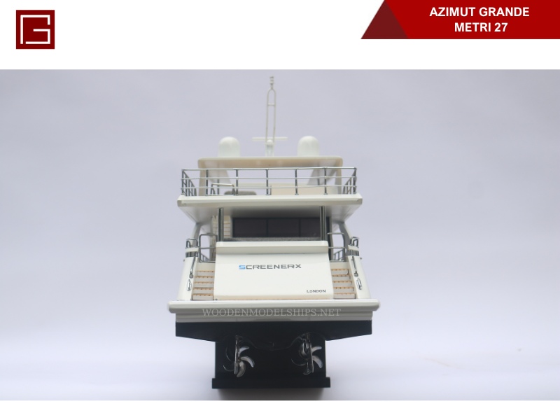 Azimut Grande Metri 27-08