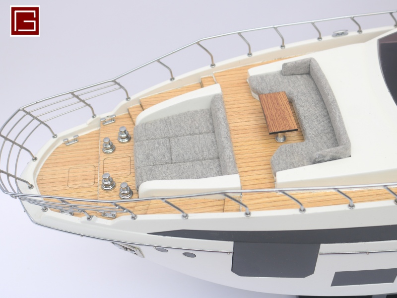 Azimut Grande Metri 27-12