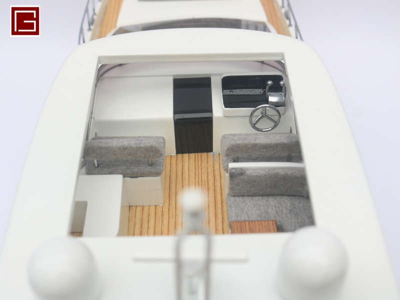 Azimut Grande Metri 27-13