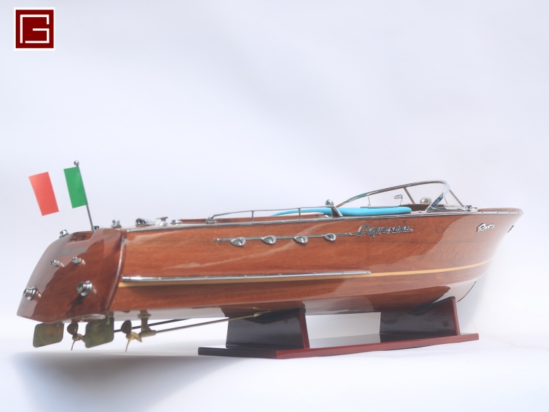 SUPER RIVA LAMBORGHINI-14