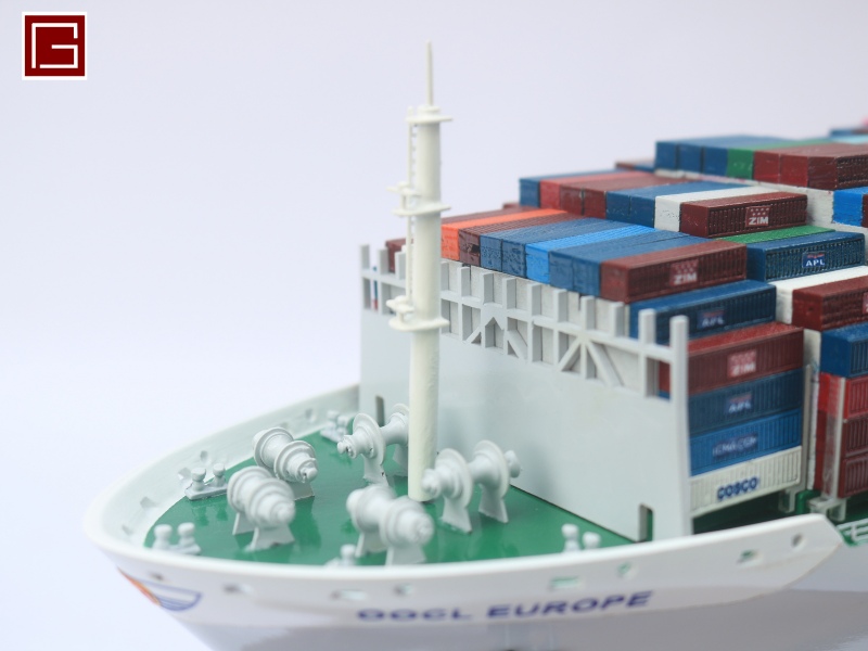 OOCL EUROPE 25''-13