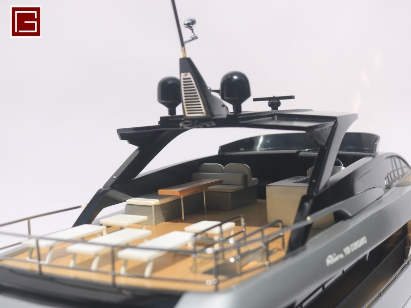 RIVA 100 CORSARO (LUXURIOUS SILVER ) 36''-12