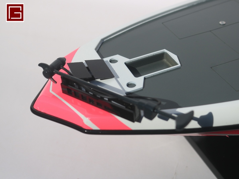 BASS BOAT VEXUS VX-20 31''-11